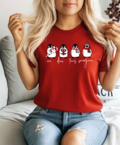 Undeux Penguin , Christmas 2025 T-shirt